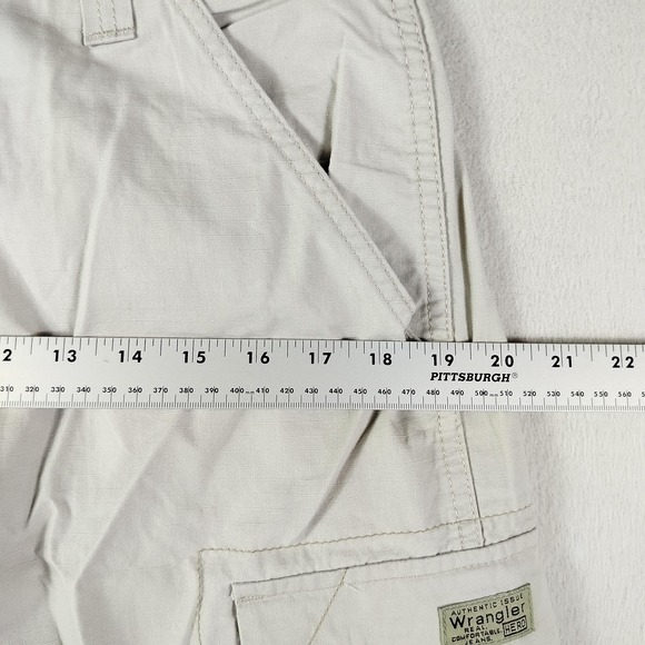 Wrangler Cargo Shorts Mens 32 Khaki Hero Ripstop Multi Pocket Utility Cotton - Picture 10 of 11